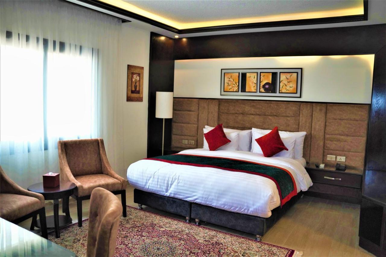 Hotel Petra Canyon