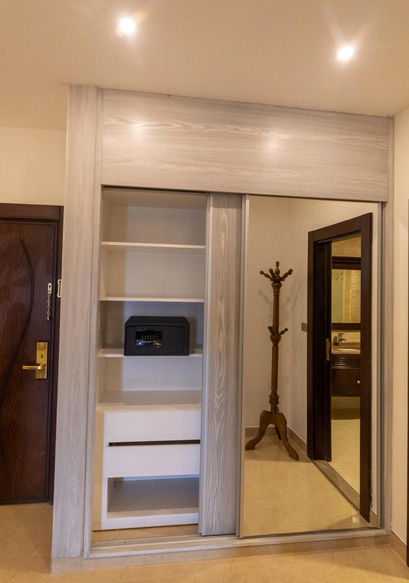 Hotel Petra Canyon 4*